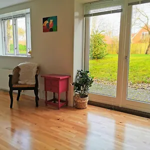 300meter Walk To Lego House - 70m2 With Garden Apartment