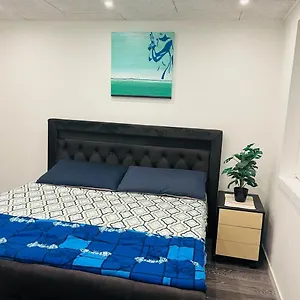Private In Center Of Homestay